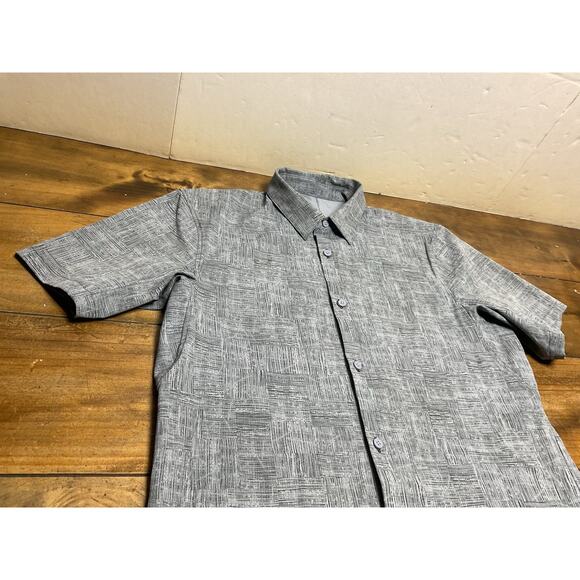 Lululemon Airing Easy Shirt Mens M Gray Performance Stretch Preppy Button Up - Picture 3 of 10